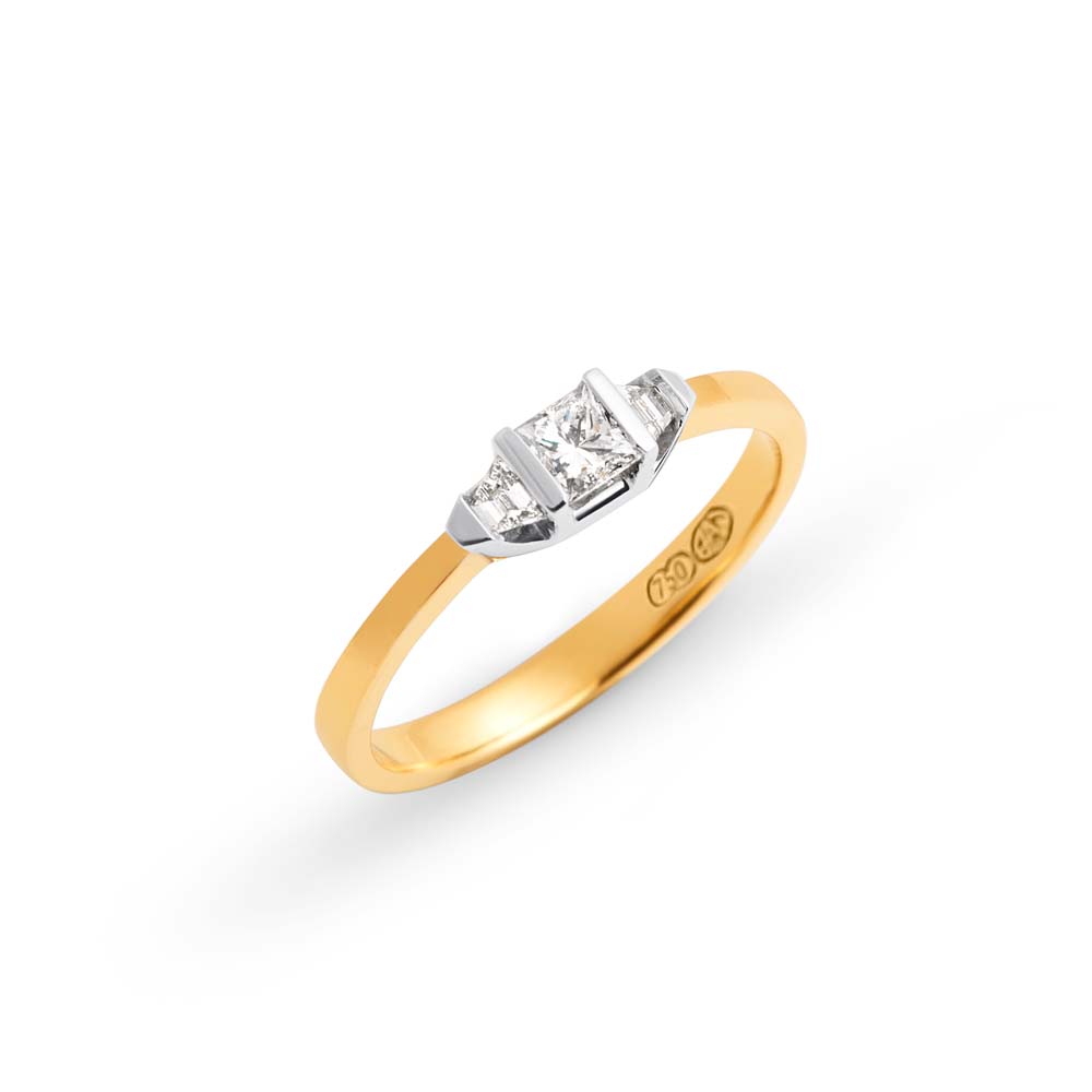 Brett's Jewellers 18ct yellow gold diamond ring 3